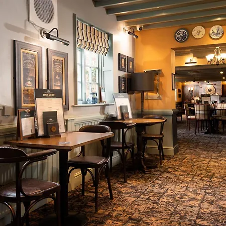 Inn The King's Head - The Collection Group