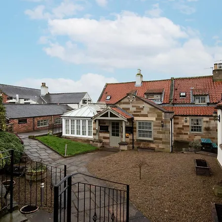 The King's Head - The Collection Group 3* 그레이트 에이튼