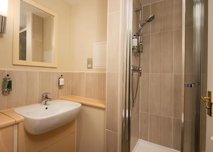 The King's Head - The Collection Group 3*